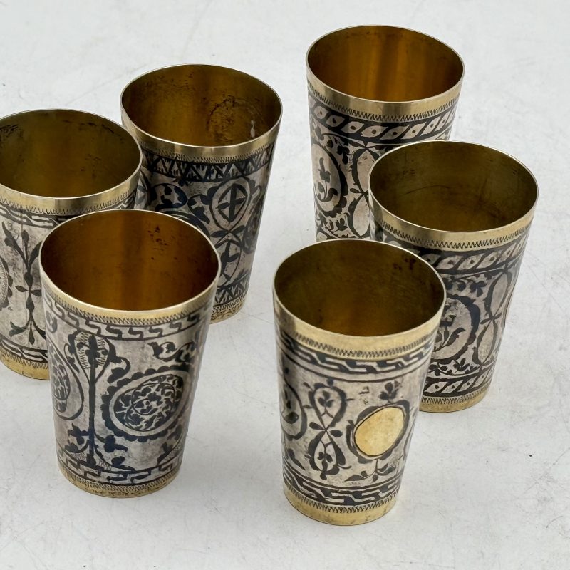 Savatlı Gümüş Bardak